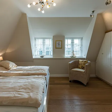 Friesen-kate-oldsum Vakantiehuis *