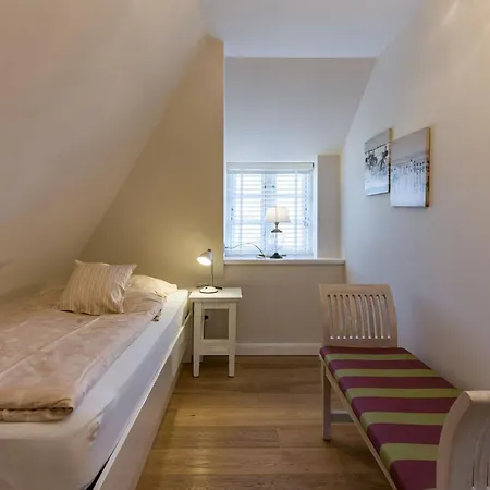 Friesen-kate-oldsum Vakantiehuis *